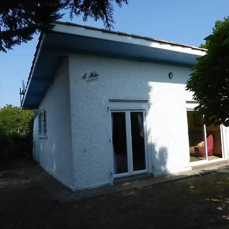 Adorable Petite Maison Proche Du Lac Du Pavillon Villa