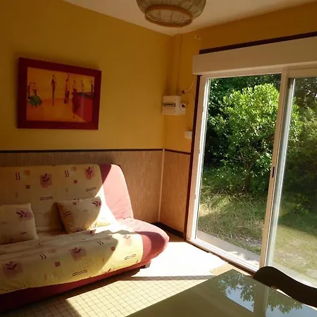Adorable Petite Maison Proche Du Lac Du Pavillon Villa *